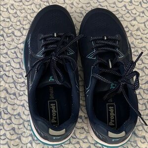 Propét Navy Blue Sneakers 9.5 extra wide